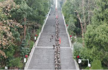 陆军军医大学开展&ldquo;重走红军长征路&rdquo;活动