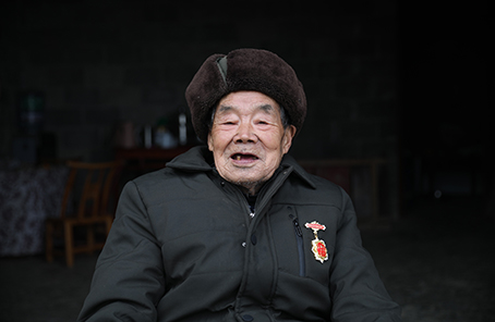 &ldquo;死守阵地，决不能后退一寸&rdquo;&mdash;&mdash;记抗美援朝老兵黄忠茂